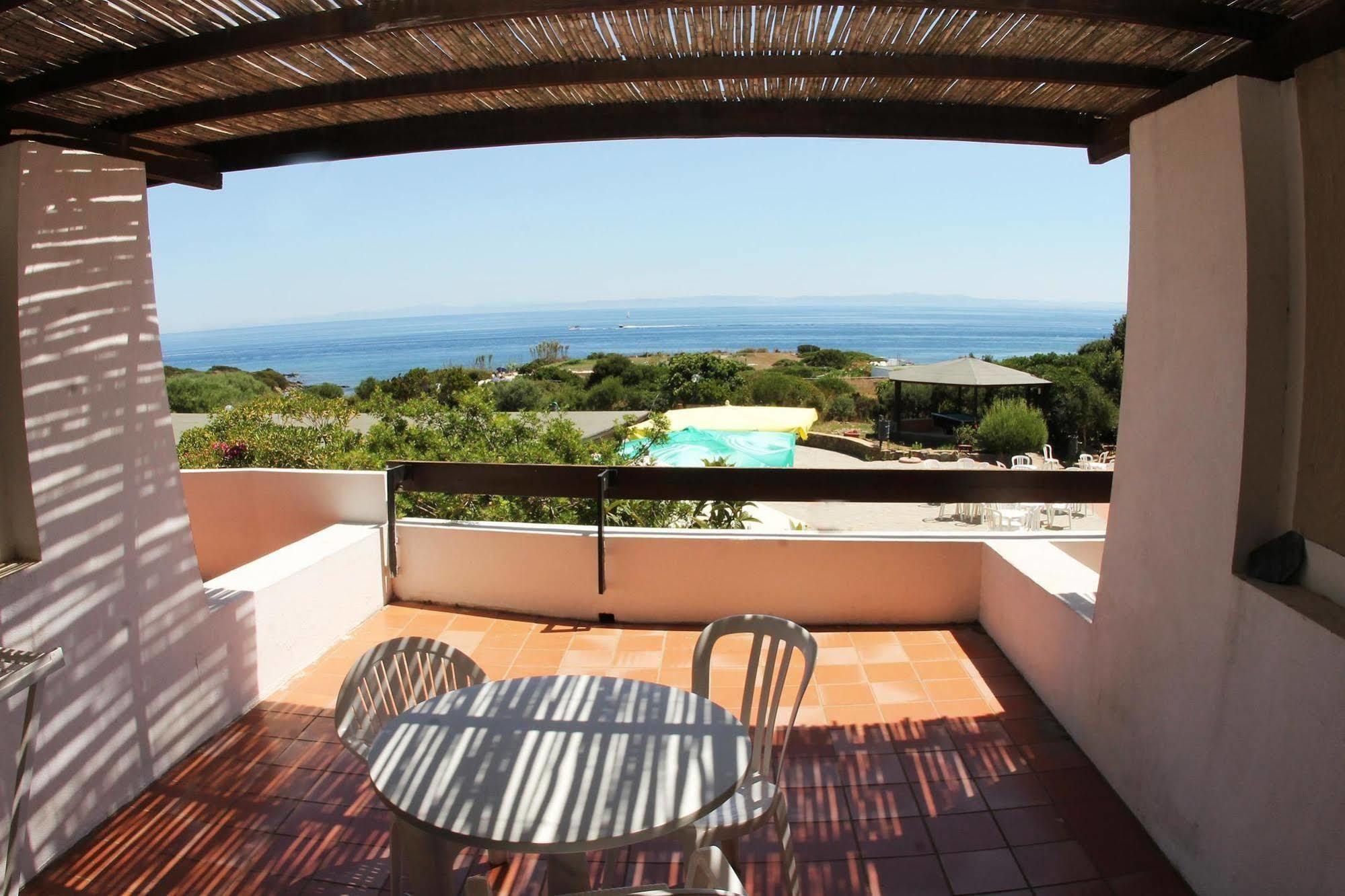 Residence Le Vele Stintino Exterior photo