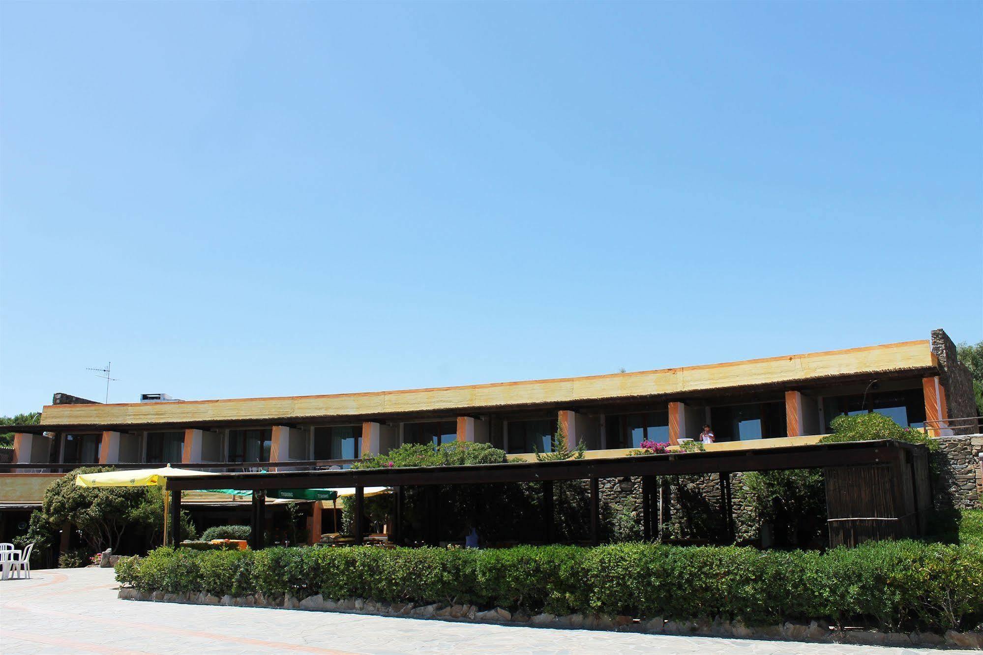 Residence Le Vele Stintino Exterior photo